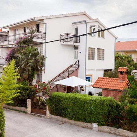 Apartment Dalmatia Kastela Exterior photo